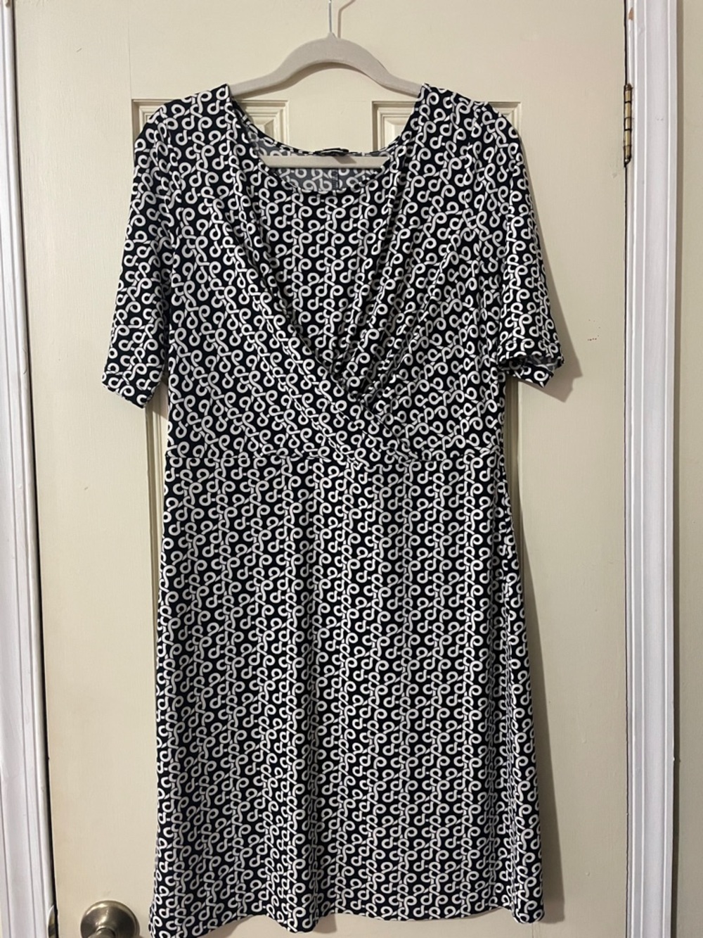 Ann Taylor Factory black and white dress